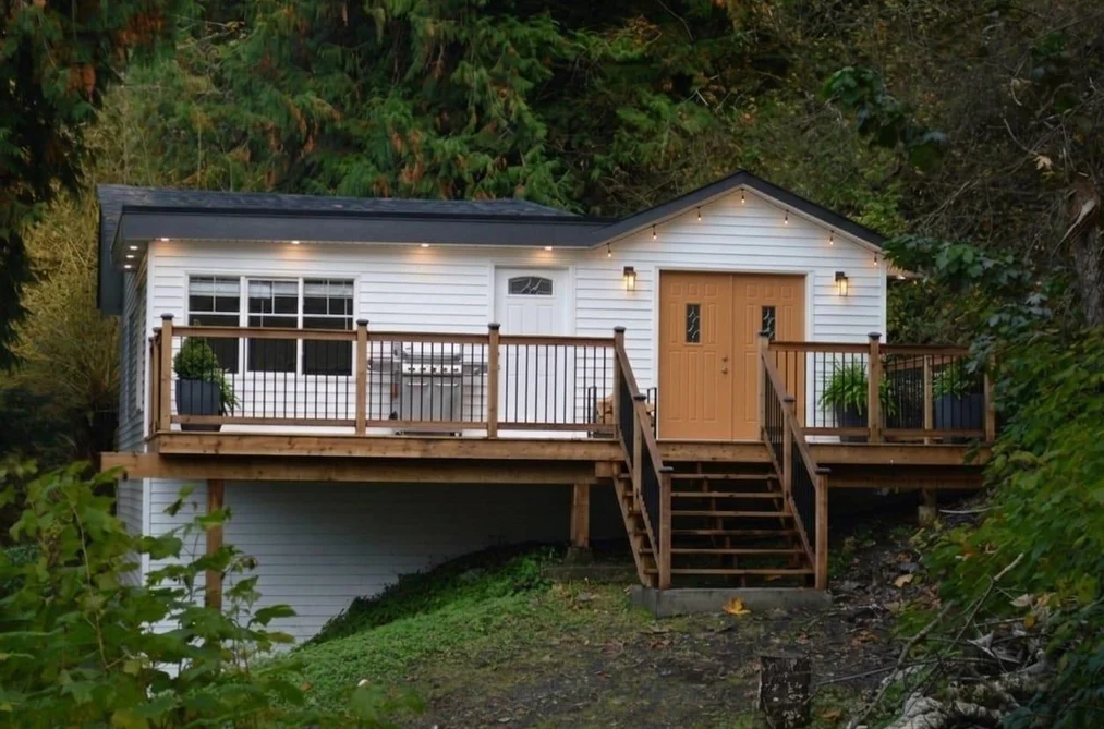 House for sale at 45992 Gurney Road Cultus Lake British Columbia - MLS: R3118817