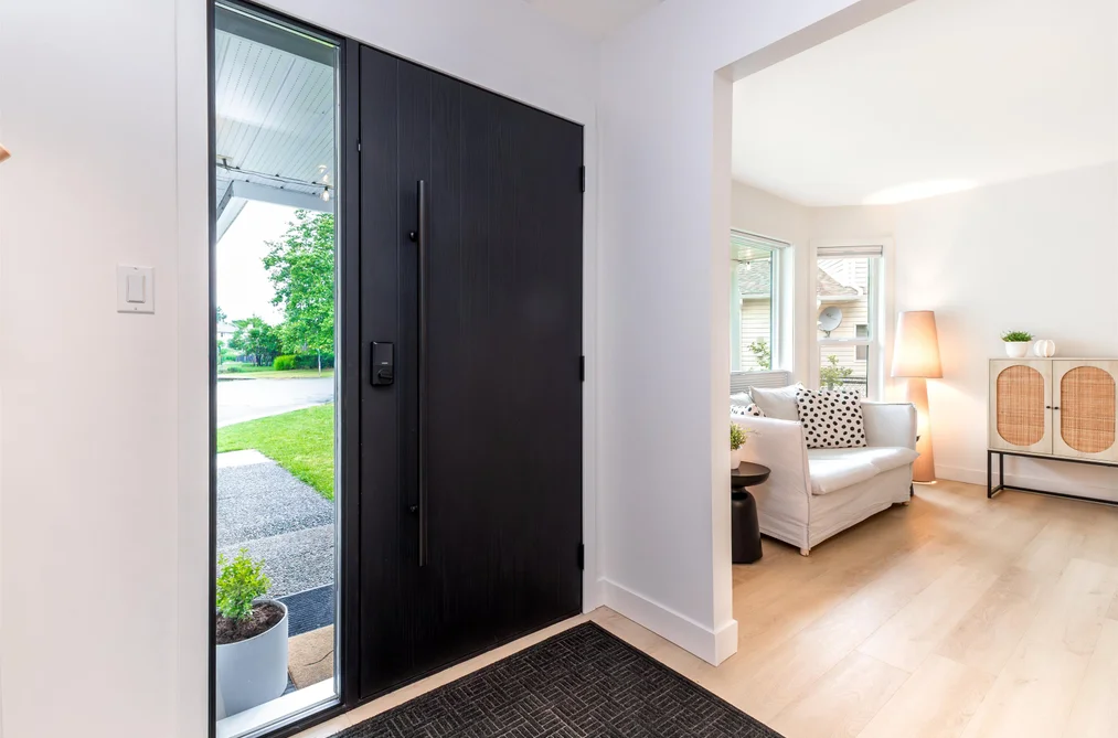 45995 IVY AVENUE, Chilliwack BC V2R 2C5, Chilliwack BC — Residential for Sale - Photo 2