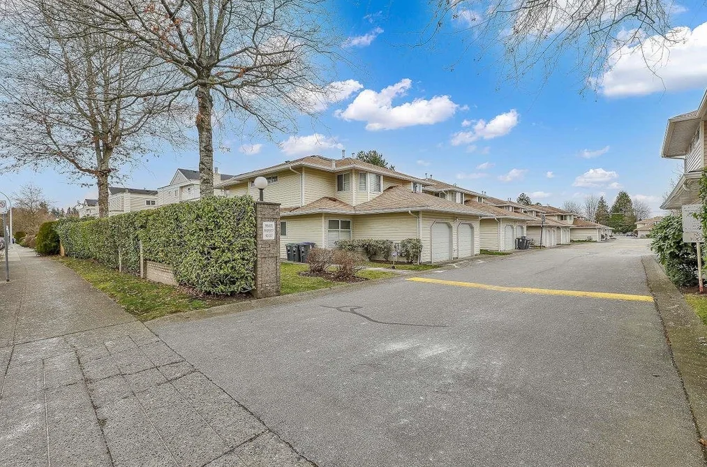 46 10038 155 STREET, Surrey BC V3R 0S2, Surrey BC — Residential for Sale - Photo 2