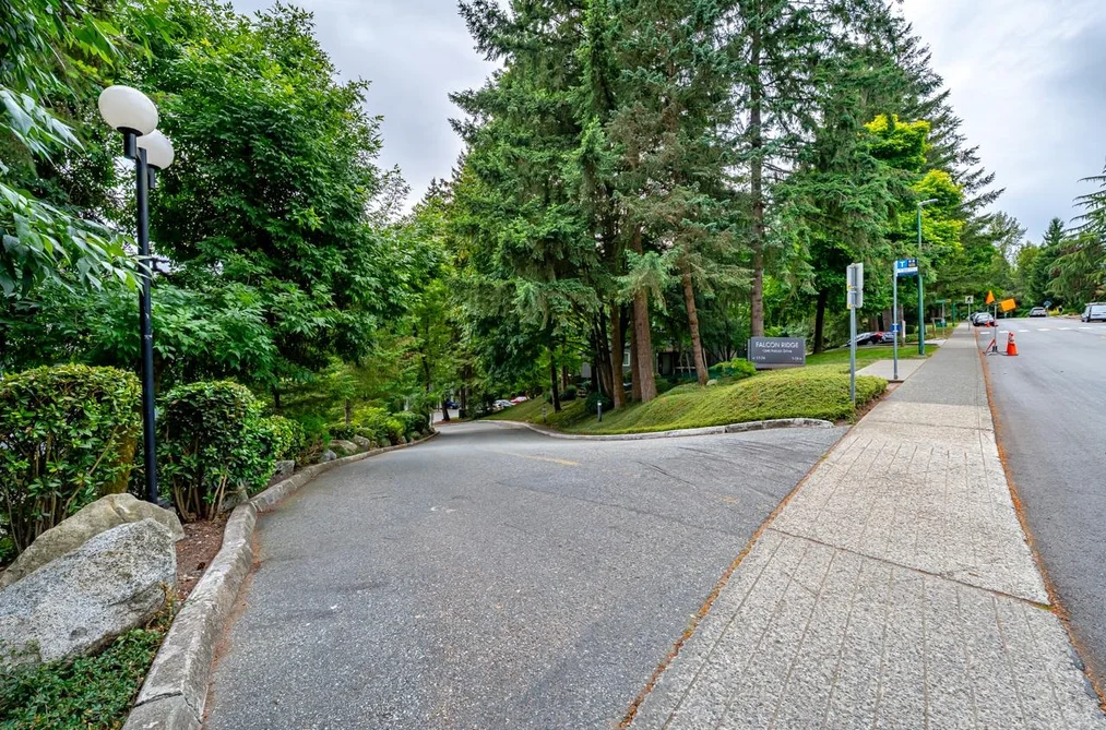46 1240 FALCON DRIVE, Coquitlam BC V3E 2B4, Coquitlam BC — Residential for Sale — Photo 30 of 31