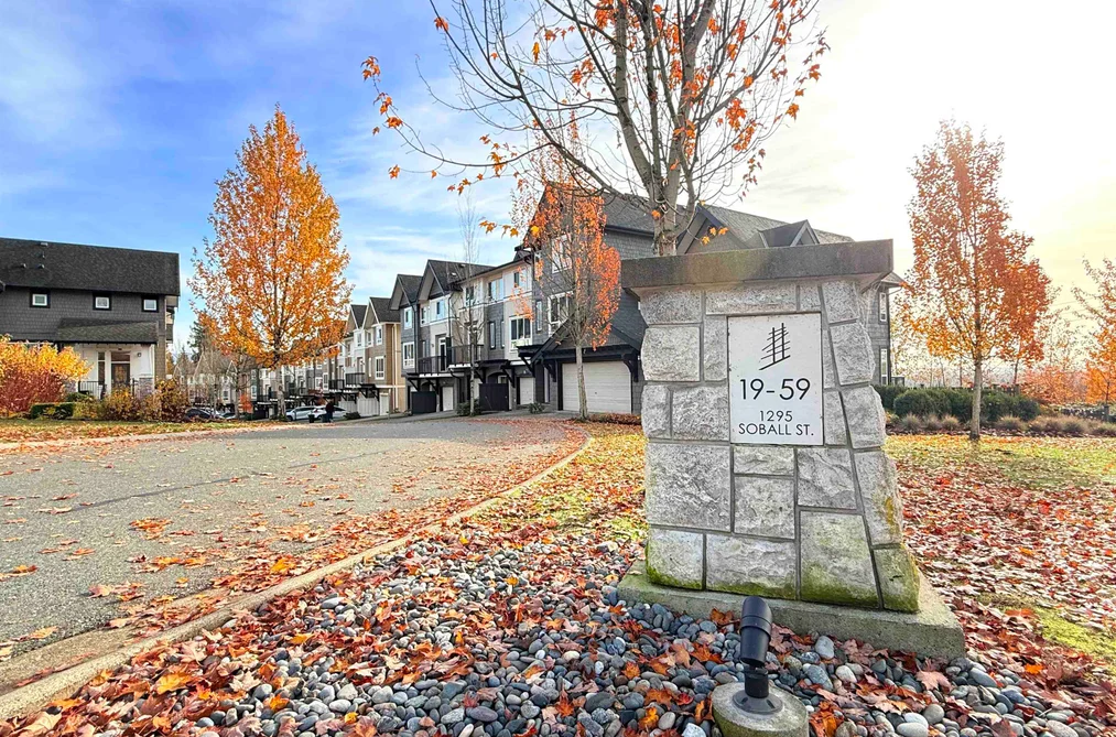 46 1295 SOBALL STREET, Coquitlam BC V3E 0G9, Coquitlam BC — Residential for Sale - Photo 3