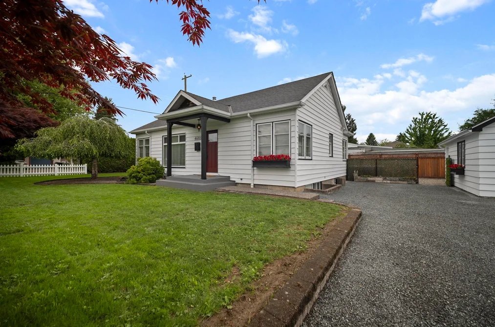 46005 RIVERSIDE DRIVE, Chilliwack BC V2P 3K7, Chilliwack BC — Residential for Sale - Photo 2