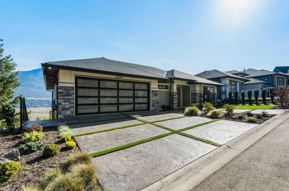 46007 WEEDEN DRIVE, Chilliwack BC V2R 5T8, Chilliwack BC — Residential for Sale - Photo 2