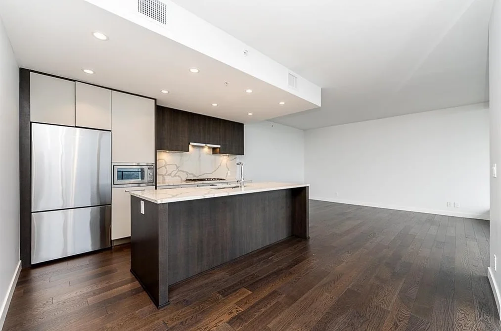 Condo for sale at 4601 567 Clarke Road Coquitlam British Columbia - MLS: R3113675