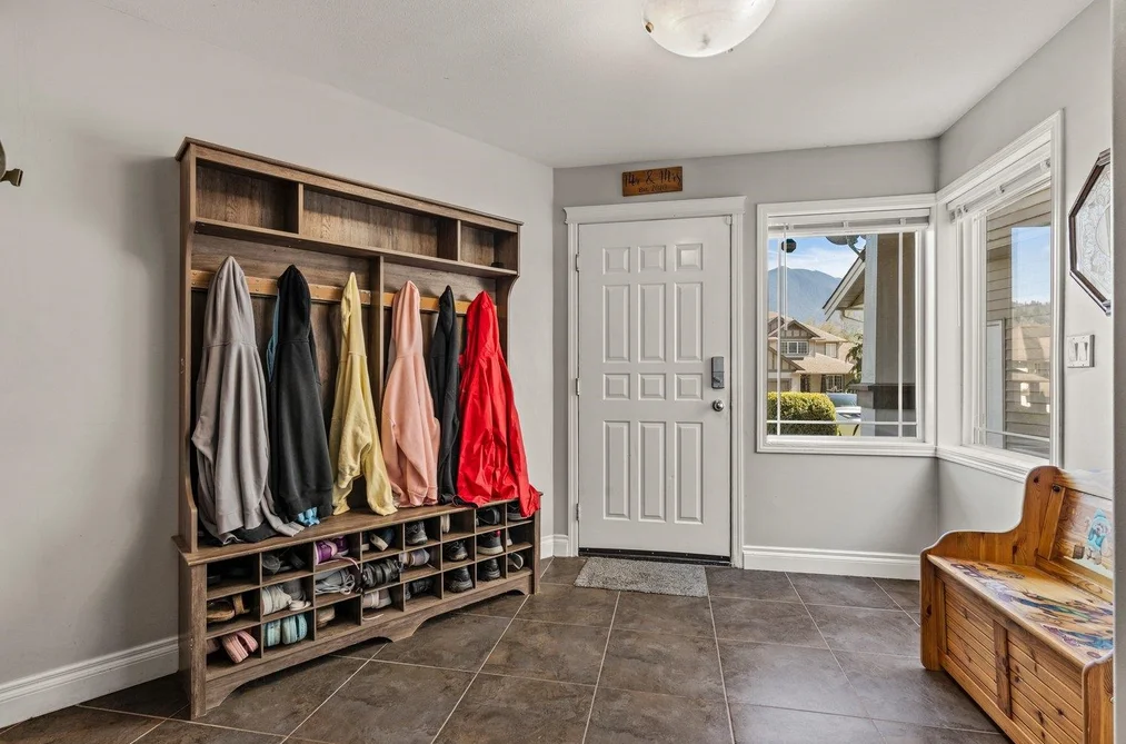 46017 SHERWOOD DRIVE, Chilliwack BC V2R 5R2, Chilliwack BC — Residential for Sale — Photo 19 of 40