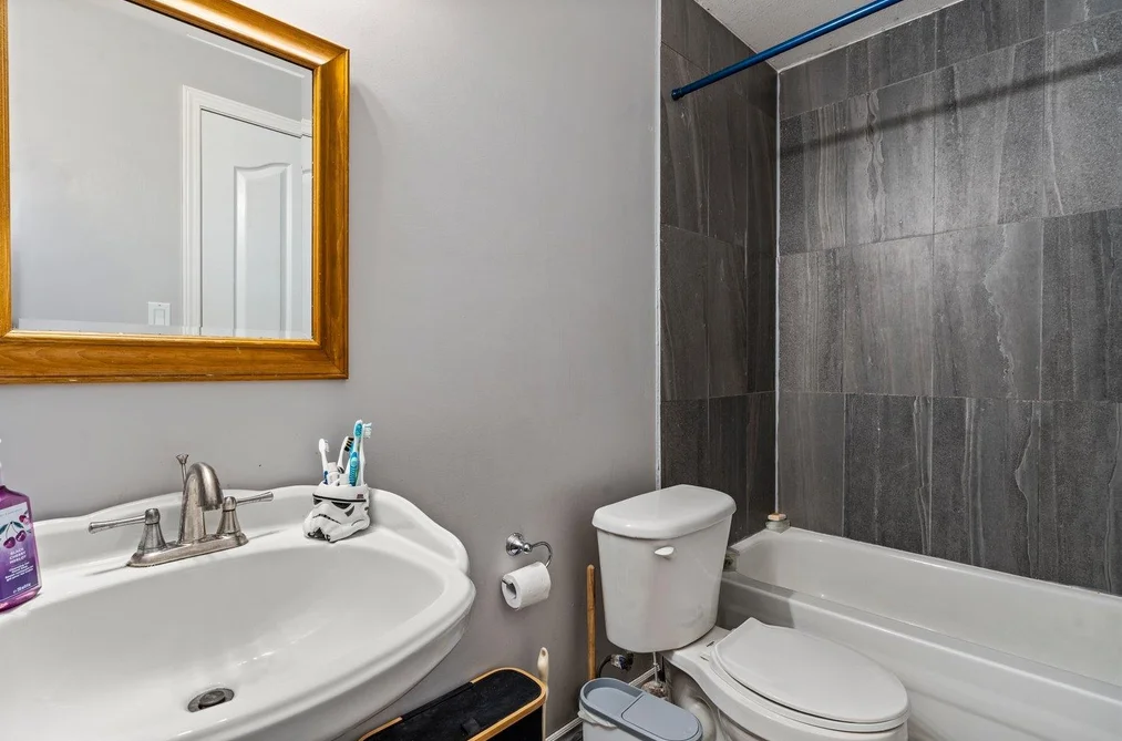 46017 SHERWOOD DRIVE, Chilliwack BC V2R 5R2, Chilliwack BC — Residential for Sale — Photo 23 of 40