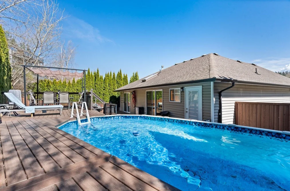 46017 SHERWOOD DRIVE, Chilliwack BC V2R 5R2, Chilliwack BC — Residential for Sale — Photo 36 of 40