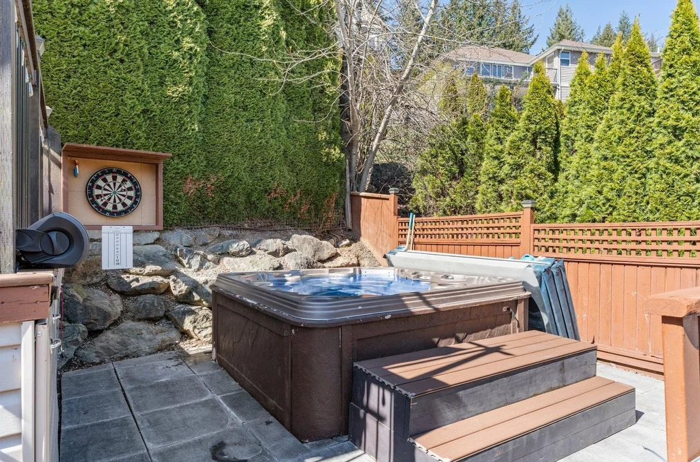 46017 SHERWOOD DRIVE, Chilliwack BC V2R 5R2, Chilliwack BC — Residential for Sale — Photo 37 of 40
