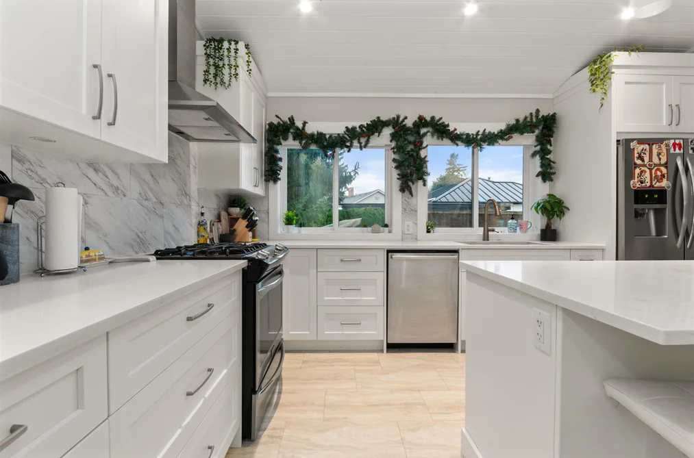 46022 CLARKE DRIVE, Chilliwack BC V2P 3N6, Chilliwack BC — Residential for Sale - Photo 3