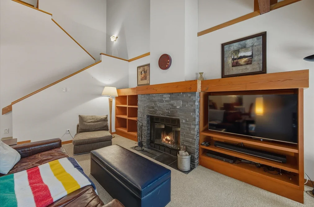 4603 MONTEBELLO PLACE, Whistler BC V8E 0Z4, Whistler BC — Residential for Sale - Photo 5
