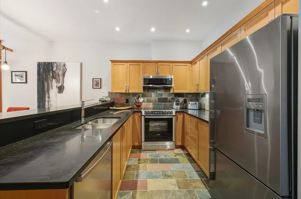 4603 MONTEBELLO PLACE, Whistler BC V8E 0Z4, Whistler BC — Residential for Sale - Photo 7