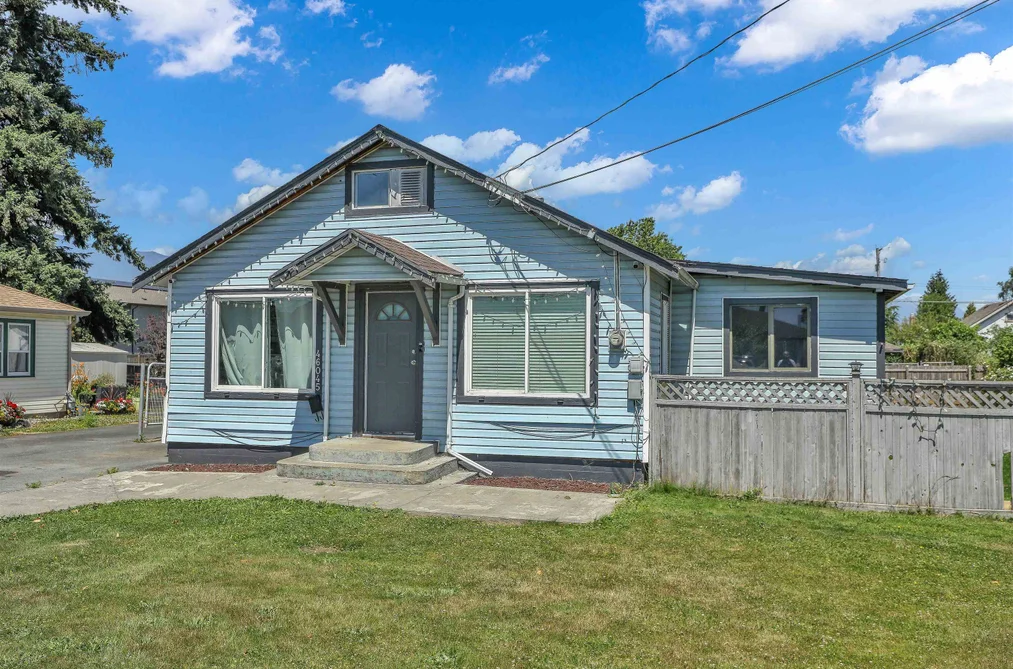 46045 FIFTH AVENUE, Chilliwack BC V2P 1M6, Chilliwack BC — Residential for Sale - Photo 2