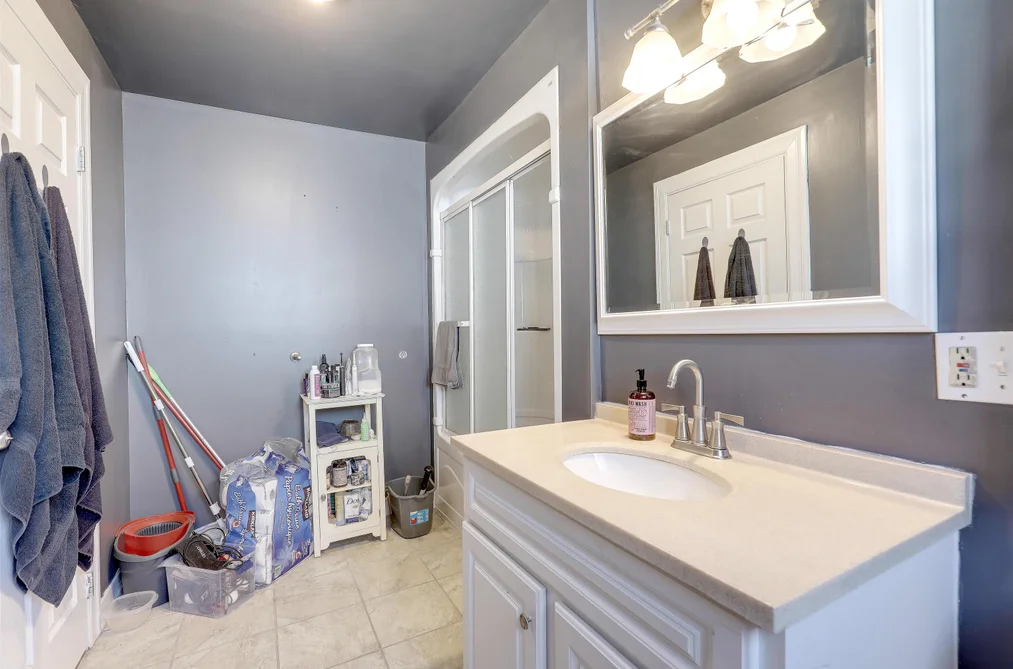 46045 FIFTH AVENUE, Chilliwack BC V2P 1M6, Chilliwack BC — Residential for Sale — Photo 31 of 40