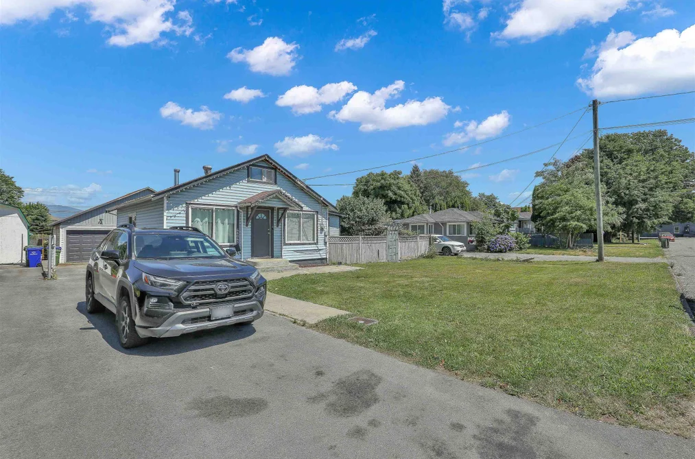 46045 FIFTH AVENUE, Chilliwack BC V2P 1M6, Chilliwack BC — Residential for Sale — Photo 6 of 40