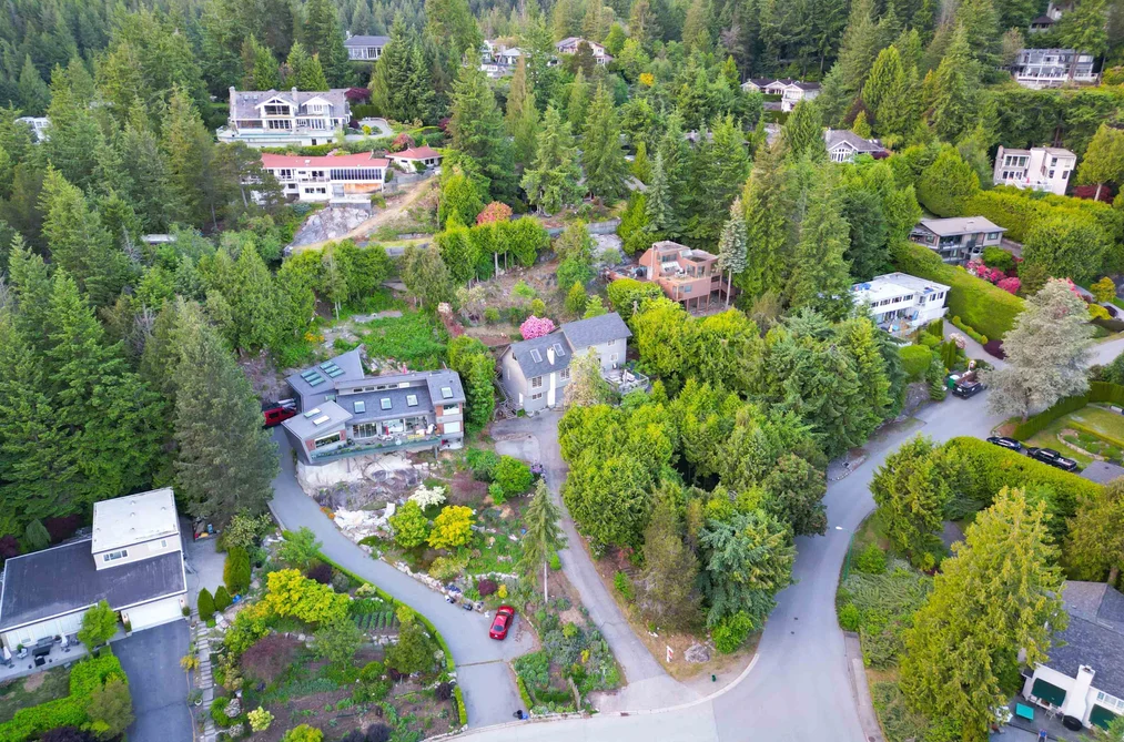 House for sale at 4605 Woodgreen Drive West Vancouver British Columbia - MLS: R3104424