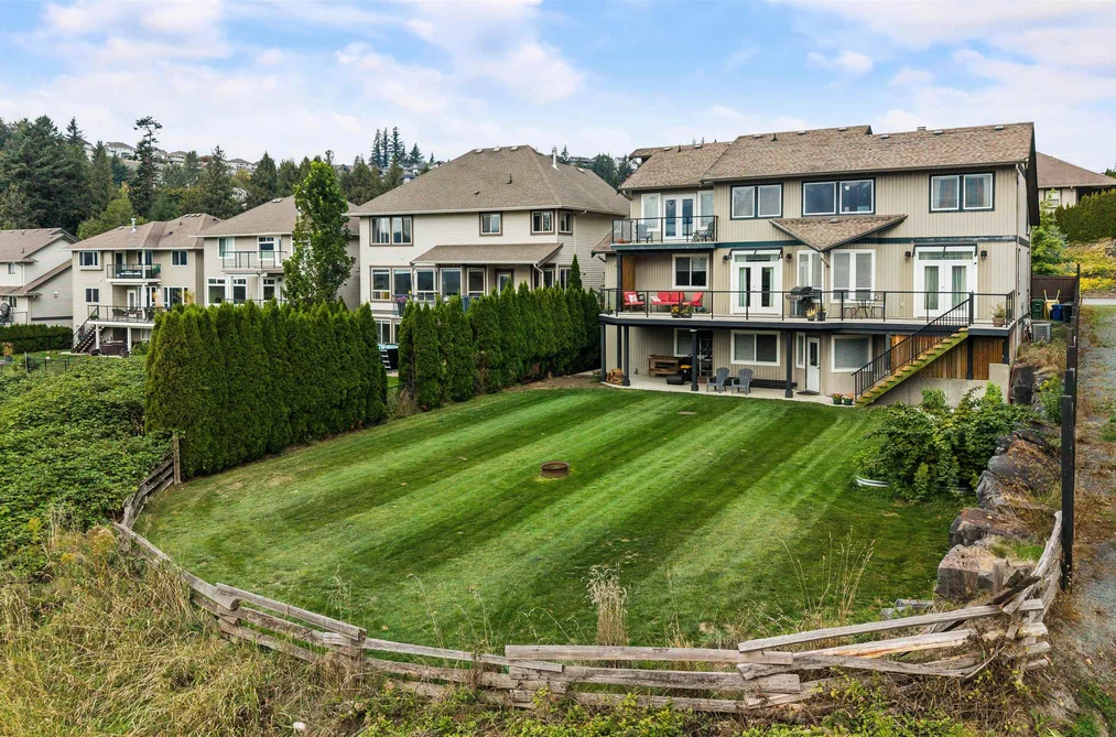 46052 BRIDLE RIDGE CRESCENT, Chilliwack BC V2R 5W2, Chilliwack BC — Residential for Sale - Photo 3