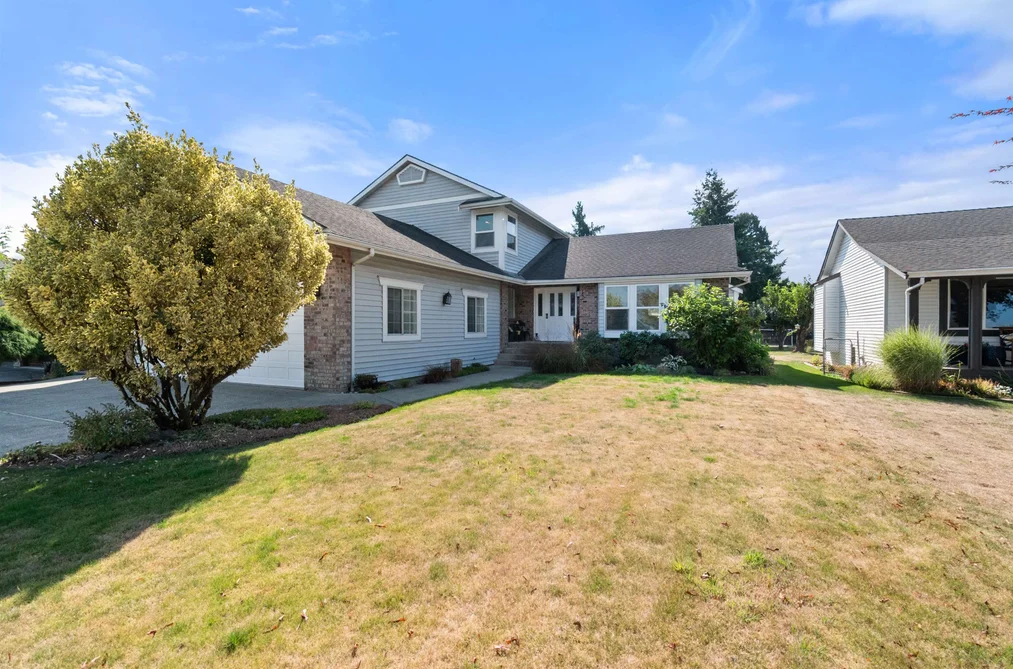 46054 Britton Avenue, Chilliwack, BC - MLS: R3162973 - Photo 2