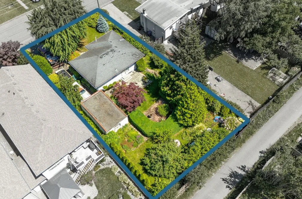 46054 THIRD AVENUE, Chilliwack BC V2P 1R4, Chilliwack BC — Residential for Sale - Main Photo