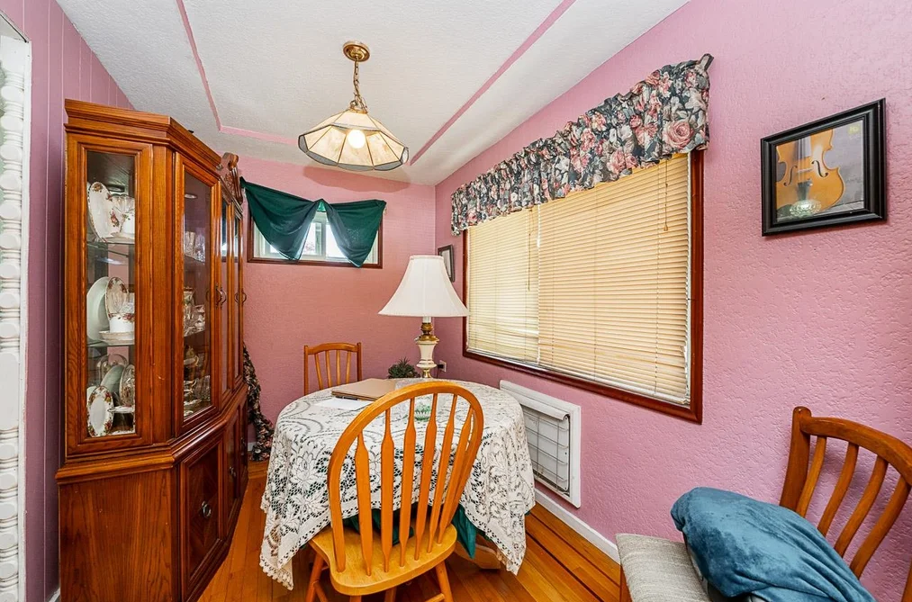 46054 THIRD AVENUE, Chilliwack BC V2P 1R4, Chilliwack BC — Residential for Sale — Photo 7 of 37