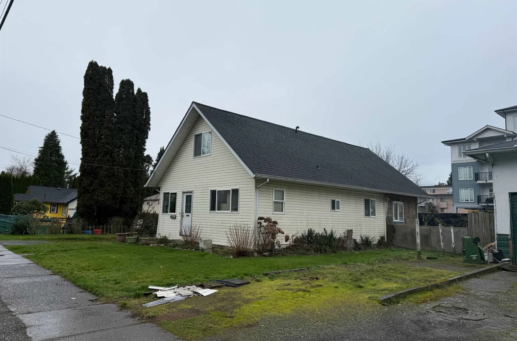 46063 CLEVELAND AVENUE, Chilliwack BC V2P 2X2, Chilliwack BC — Residential for Sale - Photo 2