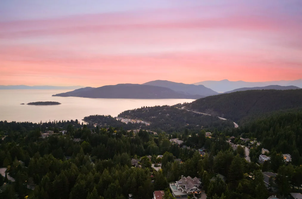 4607 WOODGREEN DRIVE, West Vancouver BC V7S 2V4, West Vancouver BC — Residential for Sale - Photo 2
