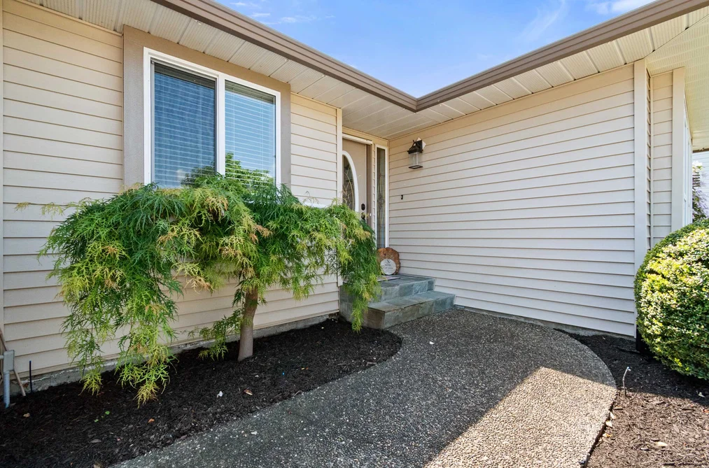 46118 DOWNES AVENUE, Chilliwack BC V2R 2Y9, Chilliwack BC — Residential for Sale - Photo 5