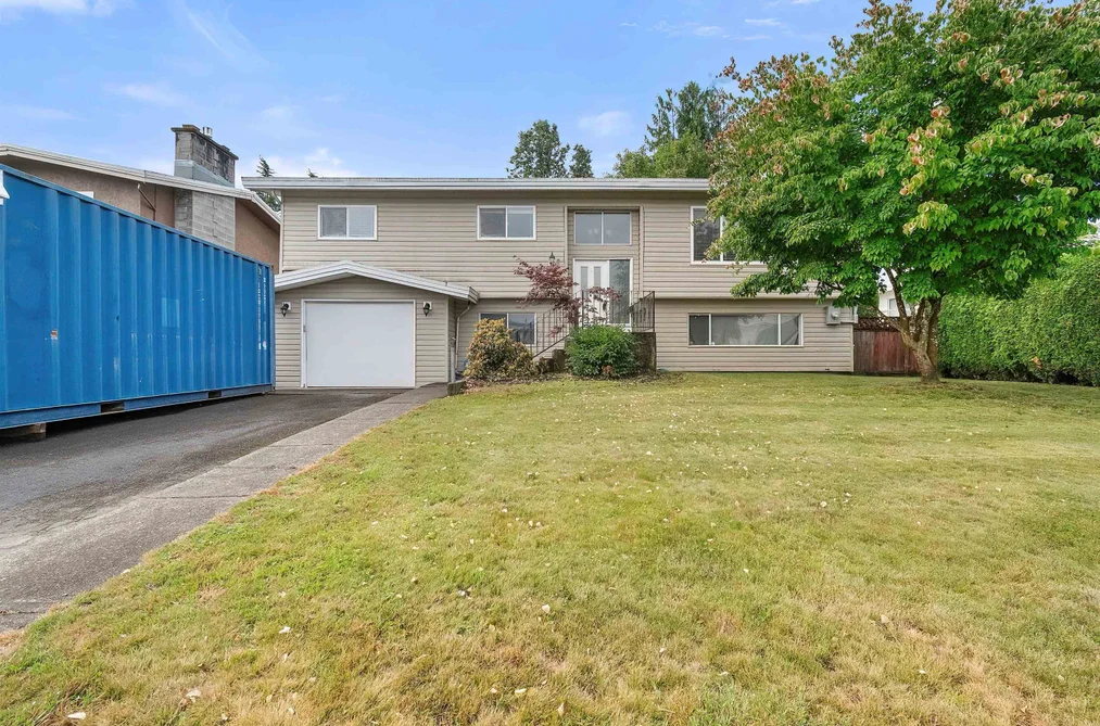 House for sale at 46144 Clare Avenue Chilliwack British Columbia - MLS: R3142324