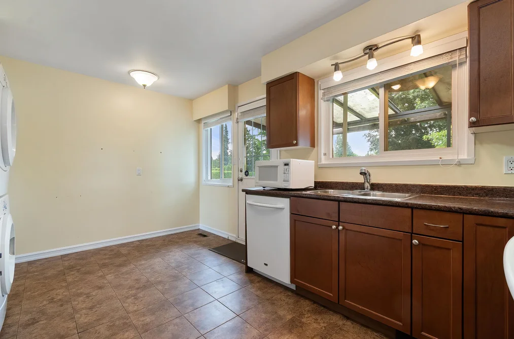 46144 CLARE AVENUE, Chilliwack BC V2P 6N1, Chilliwack BC — Residential for Sale — Photo 11 of 40