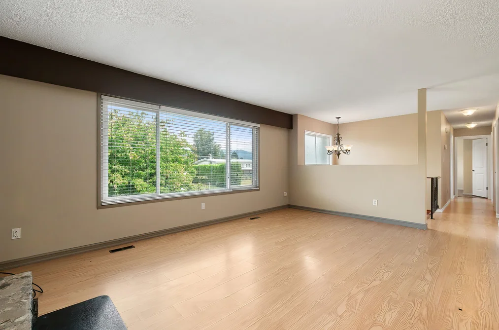 46144 CLARE AVENUE, Chilliwack BC V2P 6N1, Chilliwack BC — Residential for Sale — Photo 6 of 40