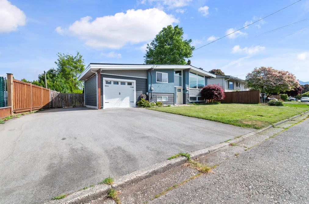 46155 LARCH AVENUE, Chilliwack BC V2P 1E7, Chilliwack BC — Residential for Sale - Photo 3
