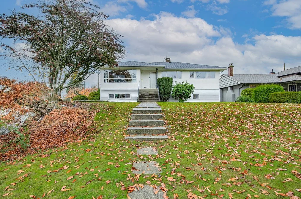 House for sale at 4619 Westlawn Drive Burnaby British Columbia - MLS: R3104304