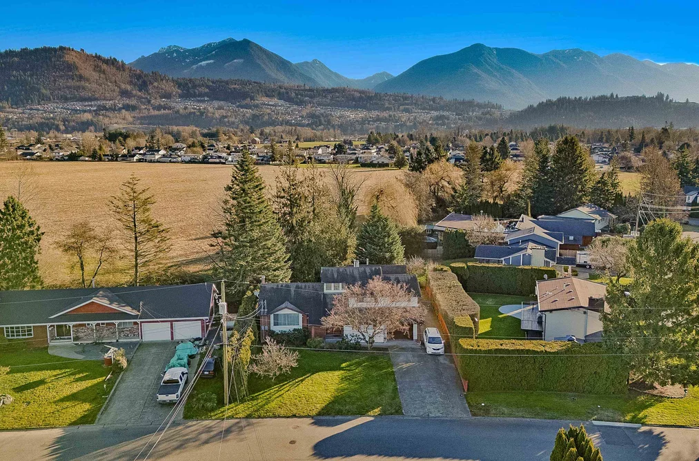 46194 GREENWOOD DRIVE, Chilliwack BC V2R 4C8, Chilliwack BC — Residential for Sale - Photo 4