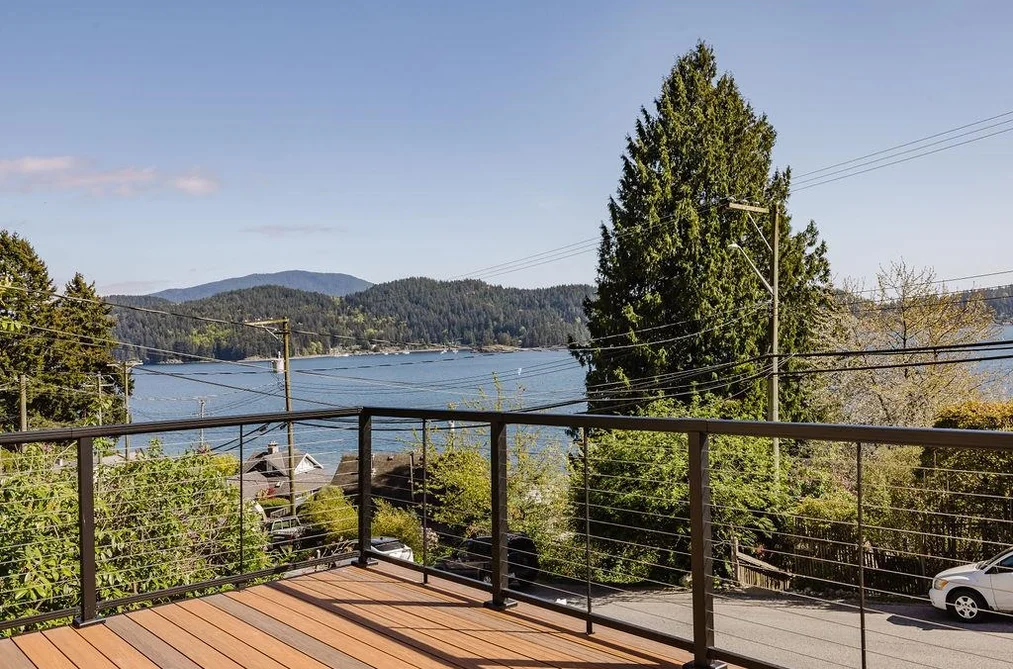 462 Central Ave, Gibsons, BC - MLS: R3161897