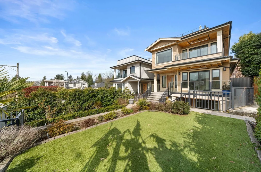 462 W 14TH STREET, North Vancouver BC V7M 1P7, North Vancouver BC — Residential for Sale - Photo 3