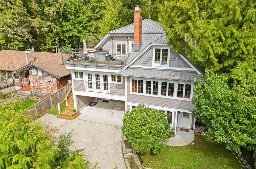 4622 COVE CLIFF ROAD, North Vancouver BC V7G 1H6, North Vancouver BC — Residential for Sale - Photo 2