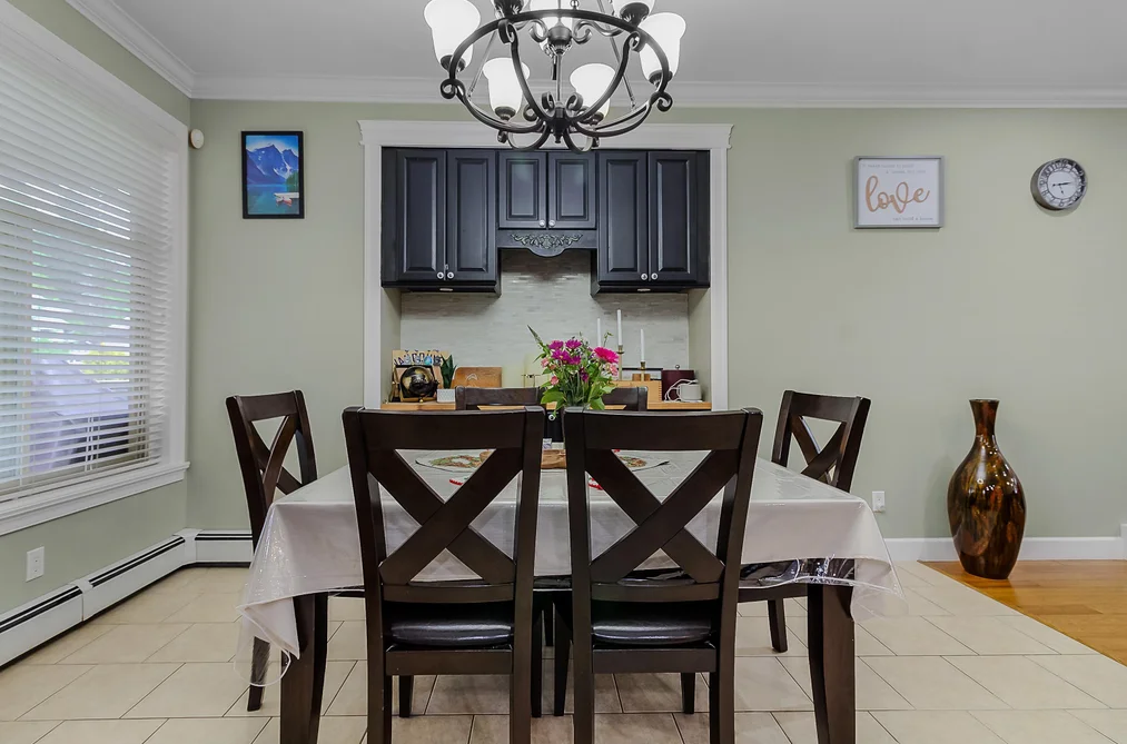 46225 KERMODE CRESCENT, Chilliwack BC V2R 0C7, Chilliwack BC — Residential for Sale — Photo 10 of 36