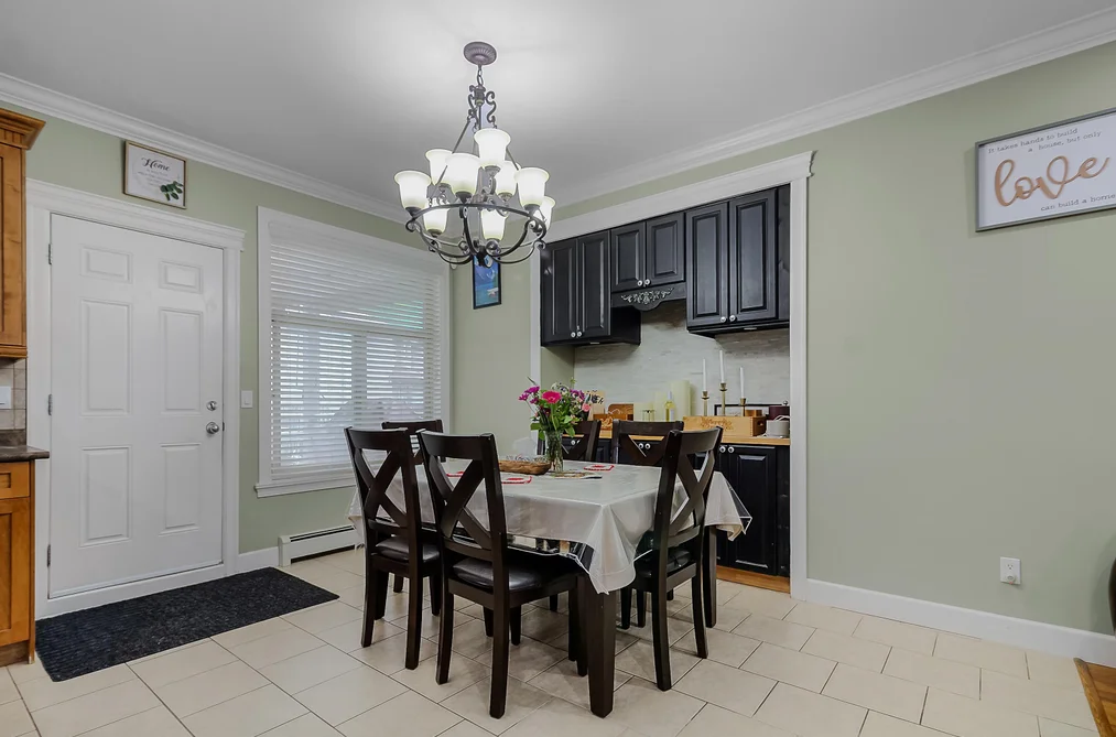 46225 KERMODE CRESCENT, Chilliwack BC V2R 0C7, Chilliwack BC — Residential for Sale — Photo 12 of 36