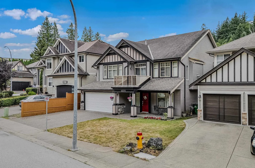46225 KERMODE CRESCENT, Chilliwack BC V2R 0C7, Chilliwack BC — Residential for Sale — Photo 3 of 36