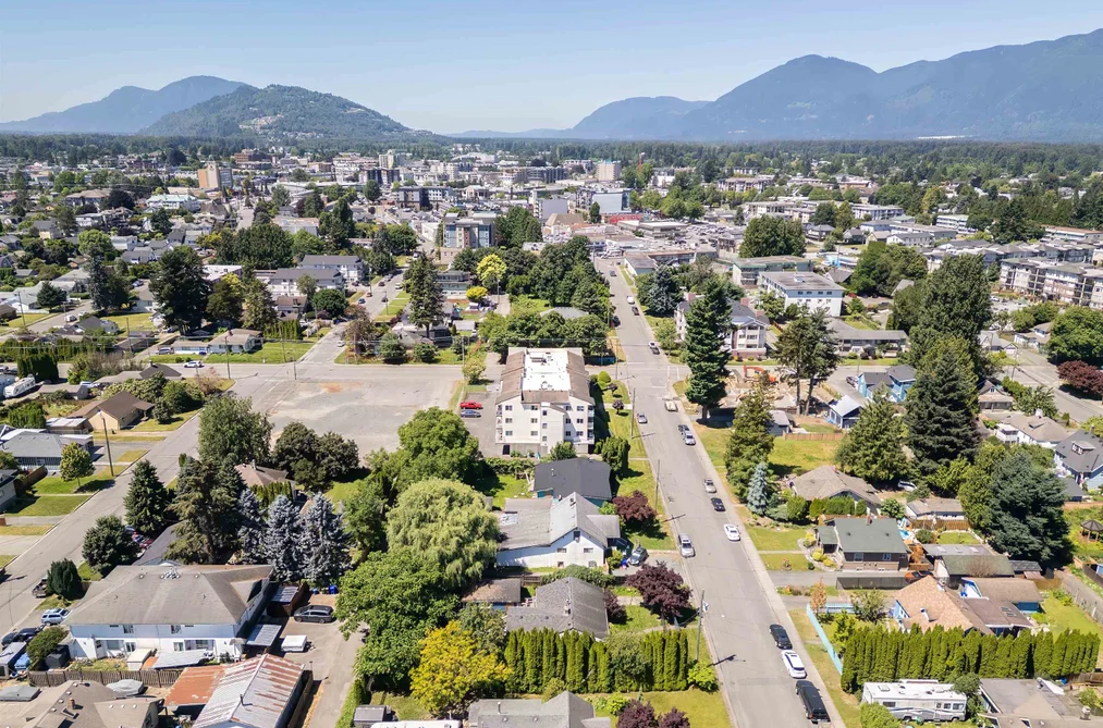 46242 MARGARET AVENUE, Chilliwack BC V2P 2G9, Chilliwack BC — Residential for Sale — Photo 7 of 10