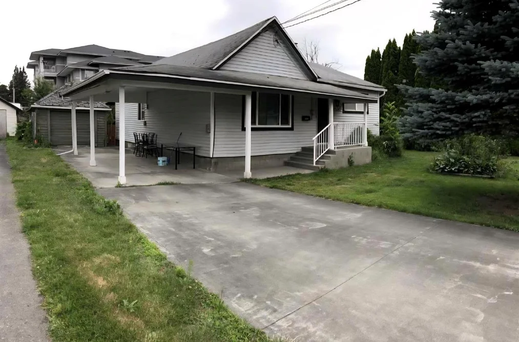 House for sale at 46249 Second Avenue Chilliwack British Columbia - MLS: R3136168