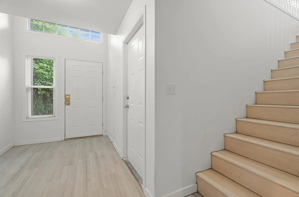 46279 CHILLIWACK CENTRAL ROAD, Chilliwack BC V2P 1J7, Chilliwack BC — Residential for Sale - Photo 2