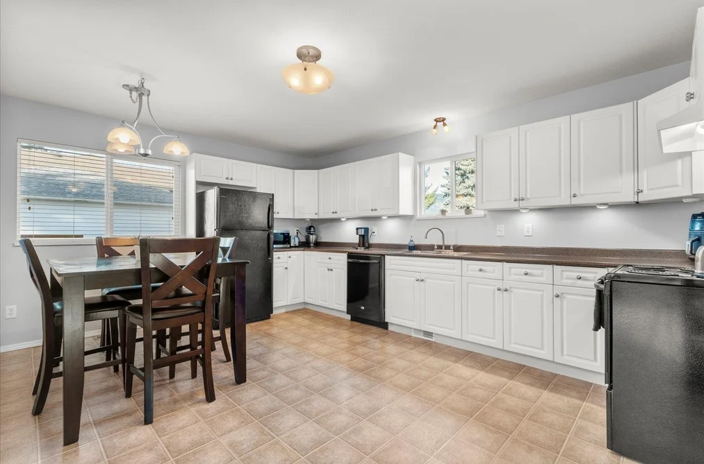House for sale at 46329 Strathcona Road Chilliwack British Columbia - MLS: R3125333