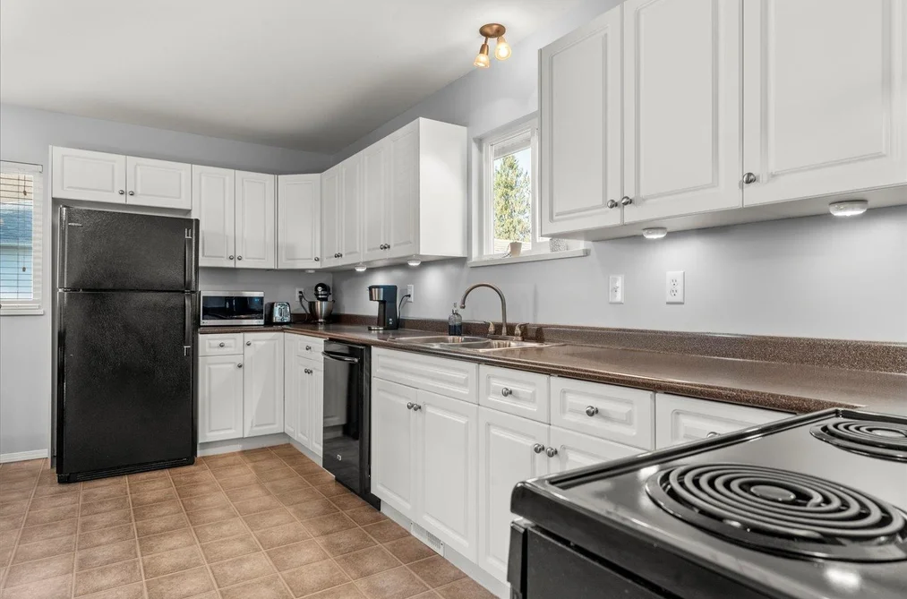 46329 STRATHCONA ROAD, Chilliwack BC V2P 3T1, Chilliwack BC — Residential for Sale - Photo 6