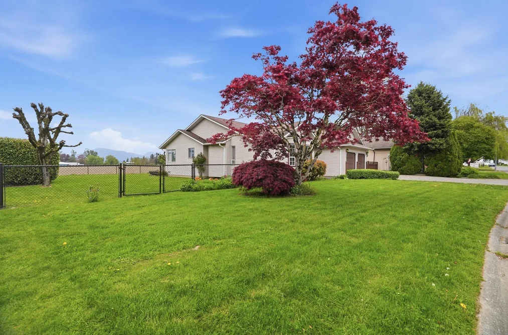 46337 CHRISTINA DRIVE, Chilliwack BC V2R 2B5, Chilliwack BC — Residential for Sale - Photo 3