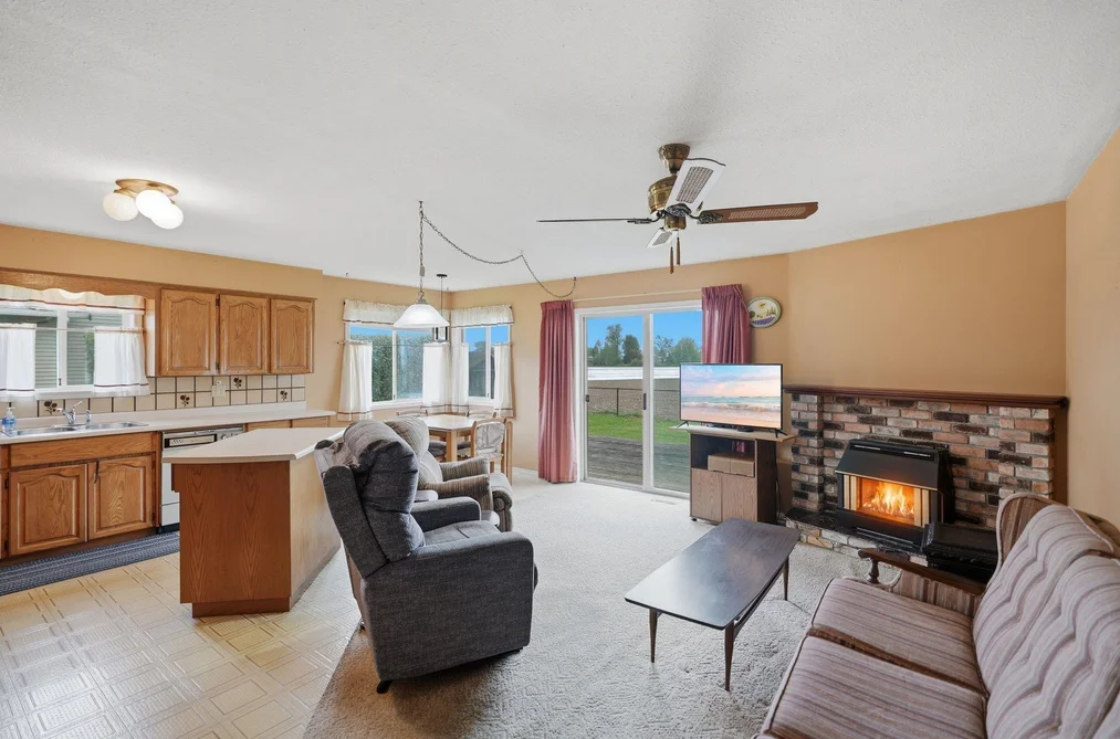 46337 CHRISTINA DRIVE, Chilliwack BC V2R 2B5, Chilliwack BC — Residential for Sale - Photo 5