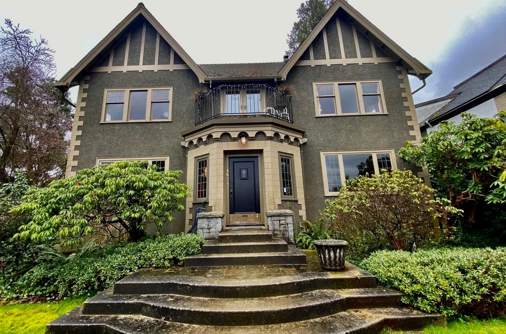 House for sale at 4634 W 2nd Avenue Vancouver British Columbia - MLS: R3101945