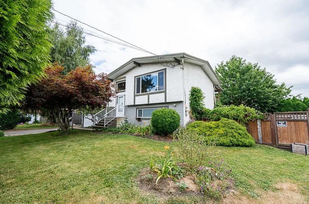 House for sale at 46350 Mccaffrey Boulevard Chilliwack British Columbia - MLS: R3142974
