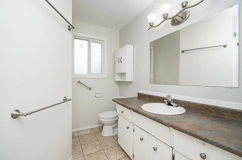 46350 MCCAFFREY BOULEVARD, Chilliwack, BC — Residential for Sale — Photo 19 of 36