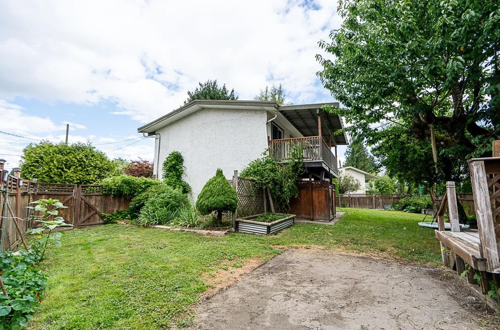 46350 MCCAFFREY BOULEVARD, Chilliwack, BC — Residential for Sale — Photo 34 of 36