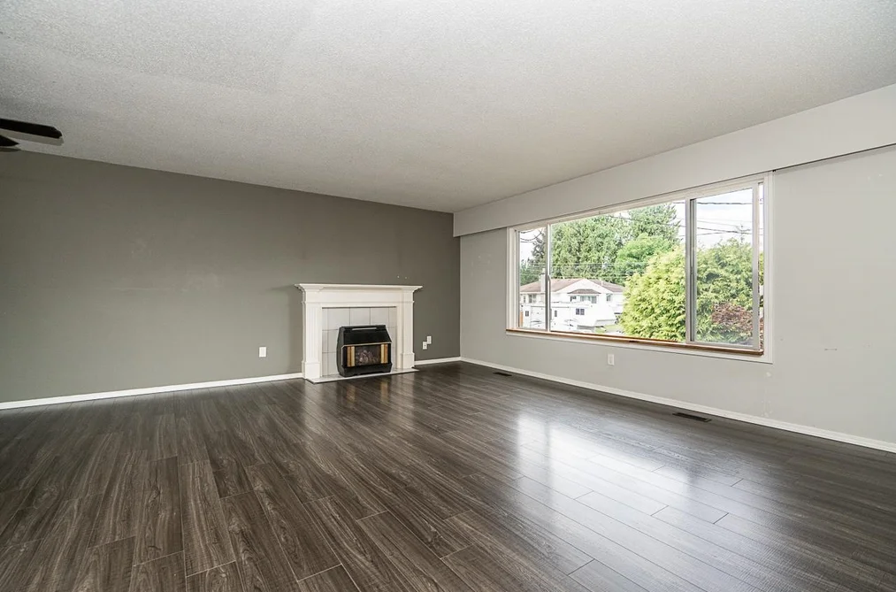 46350 MCCAFFREY BOULEVARD, Chilliwack, BC — Residential for Sale — Photo 5 of 36